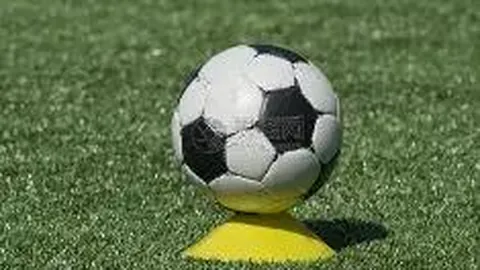 库里狂飙三分，三节轰下45分7篮板8助攻5抢断！