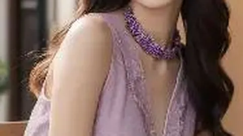 伊朗举办纳斯鲁拉逝世纪念仪式